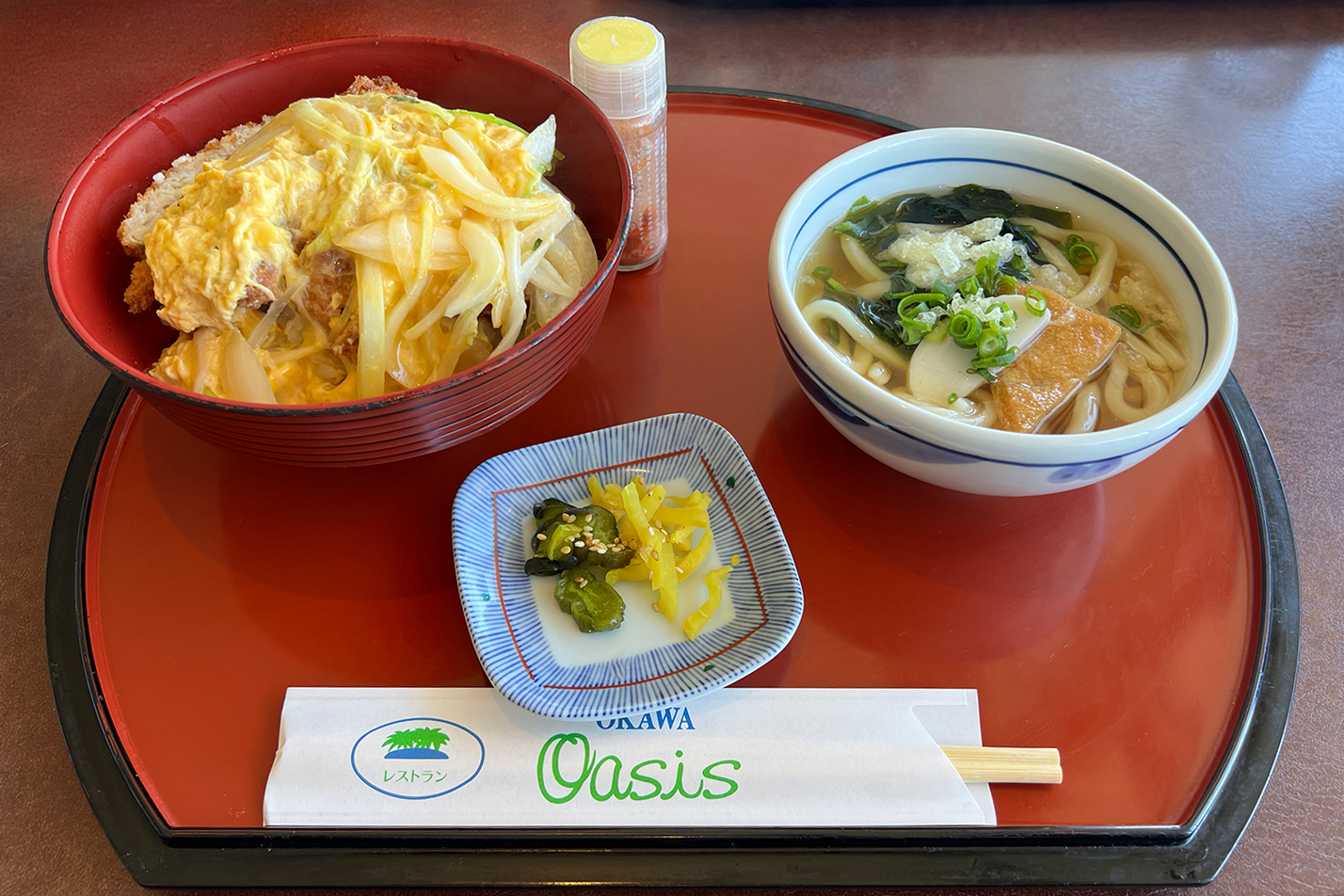 大川オアシスのカツ丼セット